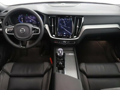 Volvo V60 B4 197 PK Plus Dark Harman/Kardon Standkachel Trekhaak