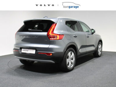 Volvo XC40 T4 190 PK Momentum Business Pack Connect Park. Camera Automaat