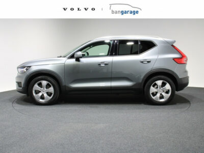 Volvo XC40 T4 190 PK Momentum Business Pack Connect Park. Camera Automaat