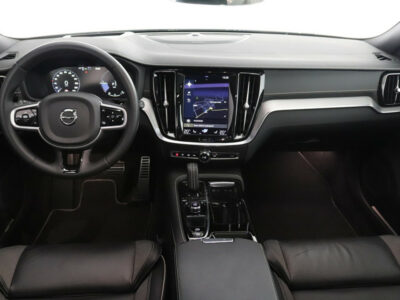 Volvo V60 T6 AWD Long Range R-Design Trekhaak H/K SKD Auto