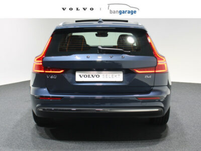 Volvo V60 B4 Plus Bright Standkachel 360 Camera H/K Trekhaak Automaat