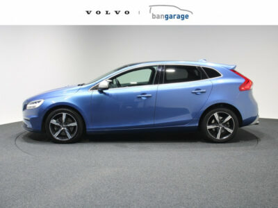 Volvo V40 T3 R-Design Polar+ Sport Premium Audio Panodak RTI Automaat