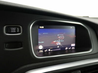 Volvo V40 T3 R-Design Polar+ Sport Premium Audio Panodak RTI Automaat