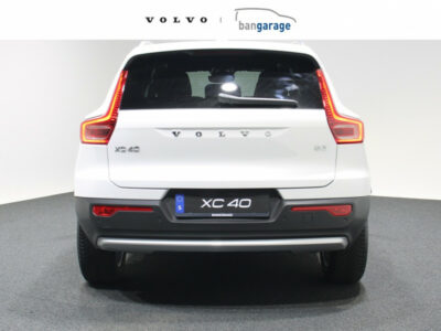 Volvo XC40 B3 Core 163 PK Park- & Driver Assist Pack Automaat