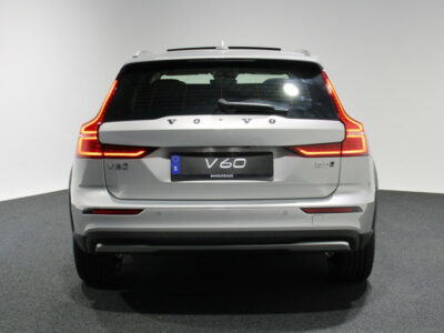 Volvo V60 Cross Country B5 AWD Plus Schuifdak ACC 360 Camera Leder Automaat