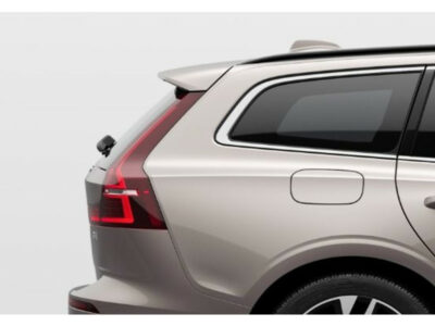 Volvo V60 B4 Core Park.Verwarming ACC Leder Trekhaak Automaat