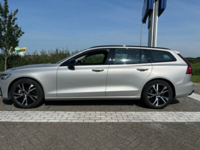 Volvo V60 B4 Plus Dark ACC BLIS Climate Pack Trekhaak Automaat