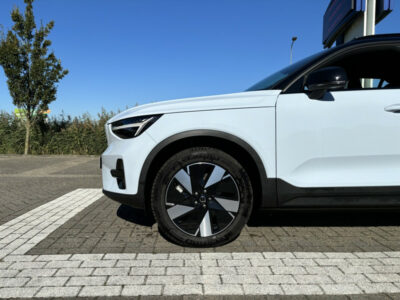 Volvo XC40 Extended Range Plus 82 kWh Warmtepomp Trekhaak Automaat