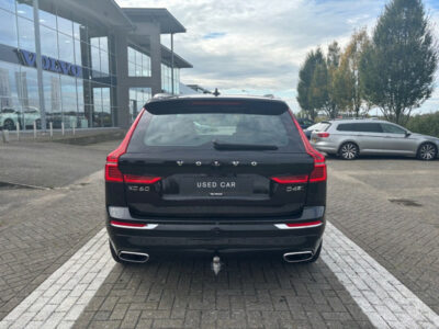 Volvo XC60 D4 AWD Inscription ACC Standkachel Trekhaak Automaat