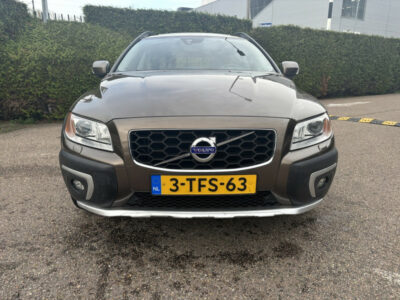 Volvo XC70 2.0 T5 FWD Nordic+ Schuif-/kanteldak Standkachel Automaat