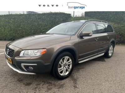 Volvo XC70 2.0 T5 FWD Nordic+ Schuif-/kanteldak Standkachel Automaat